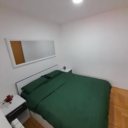 Stan Na Dan Pepi, Lukavica Donje Mladice