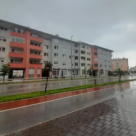Stan Na Dan Pepi, Lukavica *